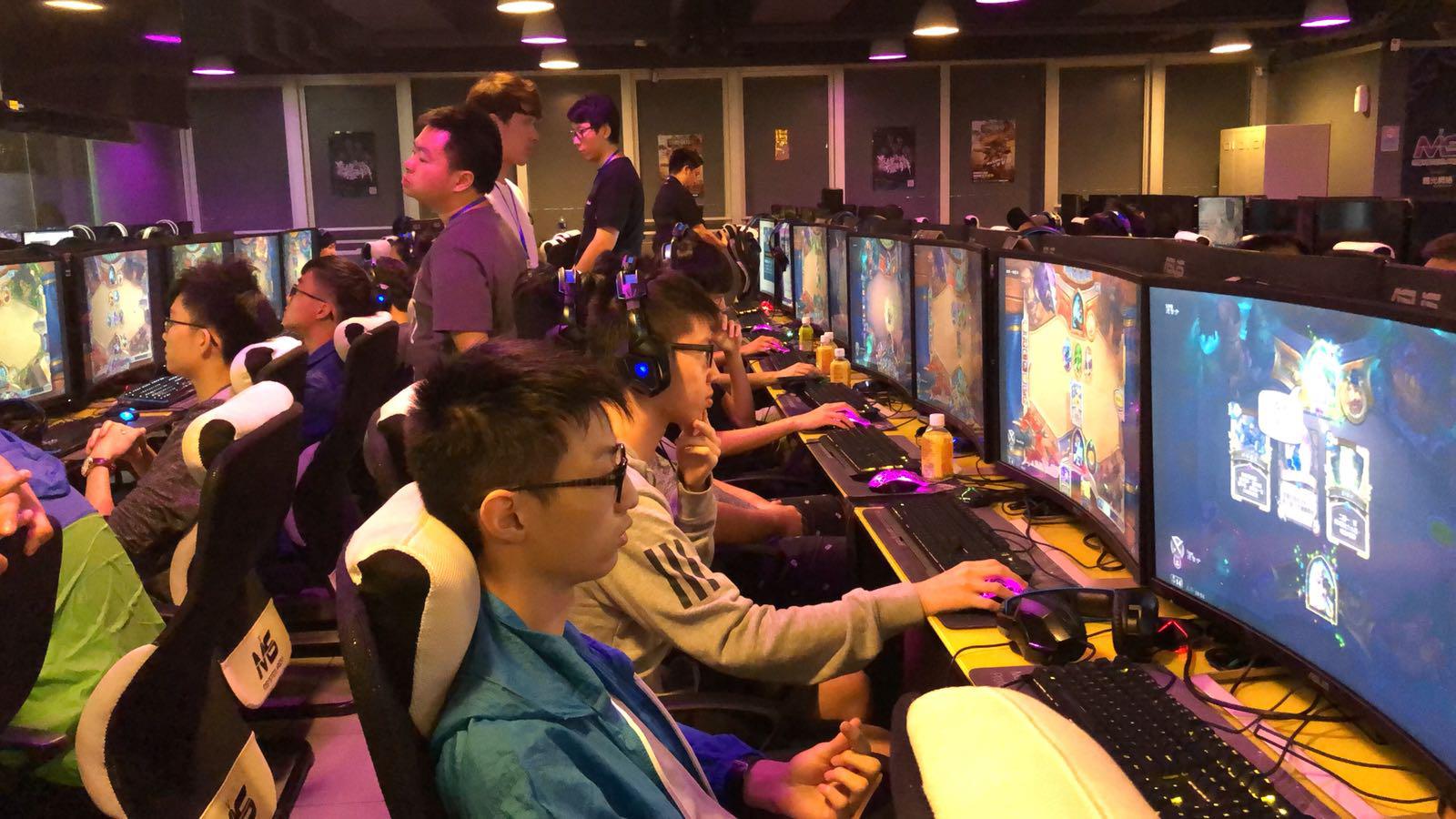 人数同样被 人数同样被